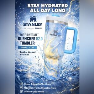Stanley Flowstate Quencher H2.0 in Blue and White